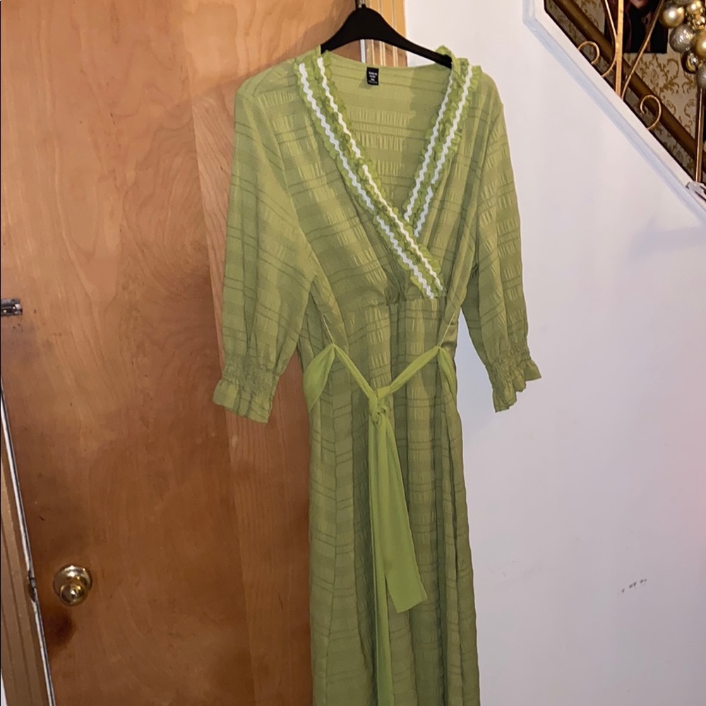 SHEIN Green Maxi Dress with White Trim